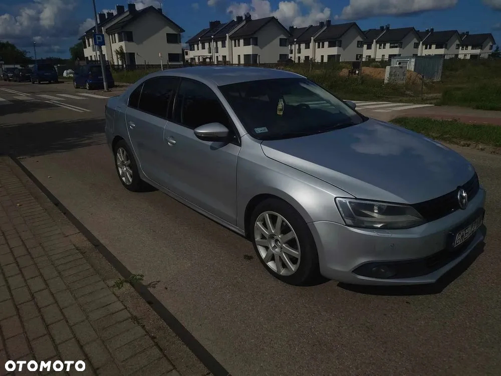 Volkswagen Jetta 1.6 TDI Comfortline - 7