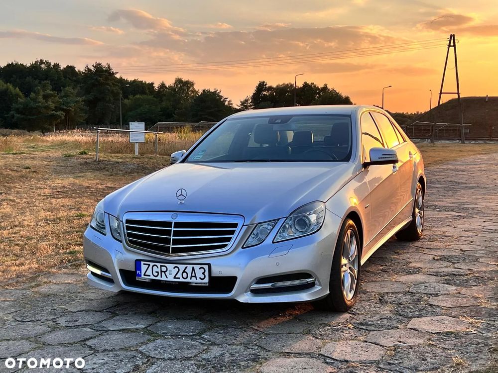 Mercedes-Benz Klasa E - 12
