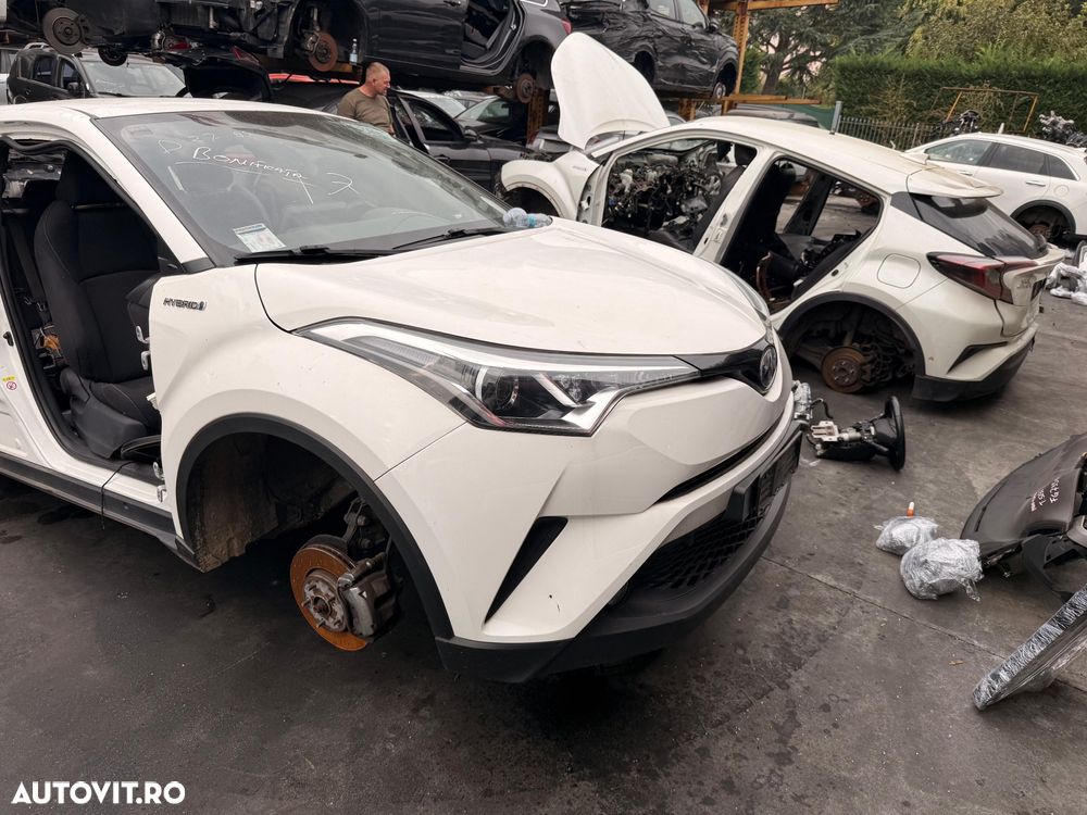Fața completă Toyota c-hr 1.8 hibrid 2017 - 3