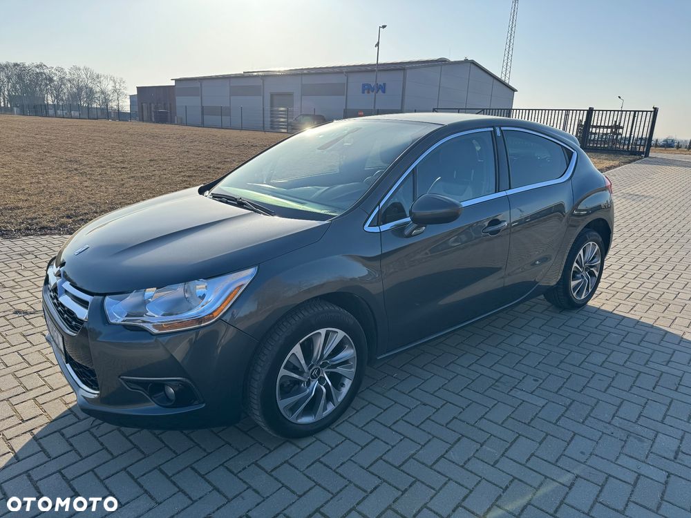 Citroën DS4 2.0 BlueHDi SoChic S&S - 8