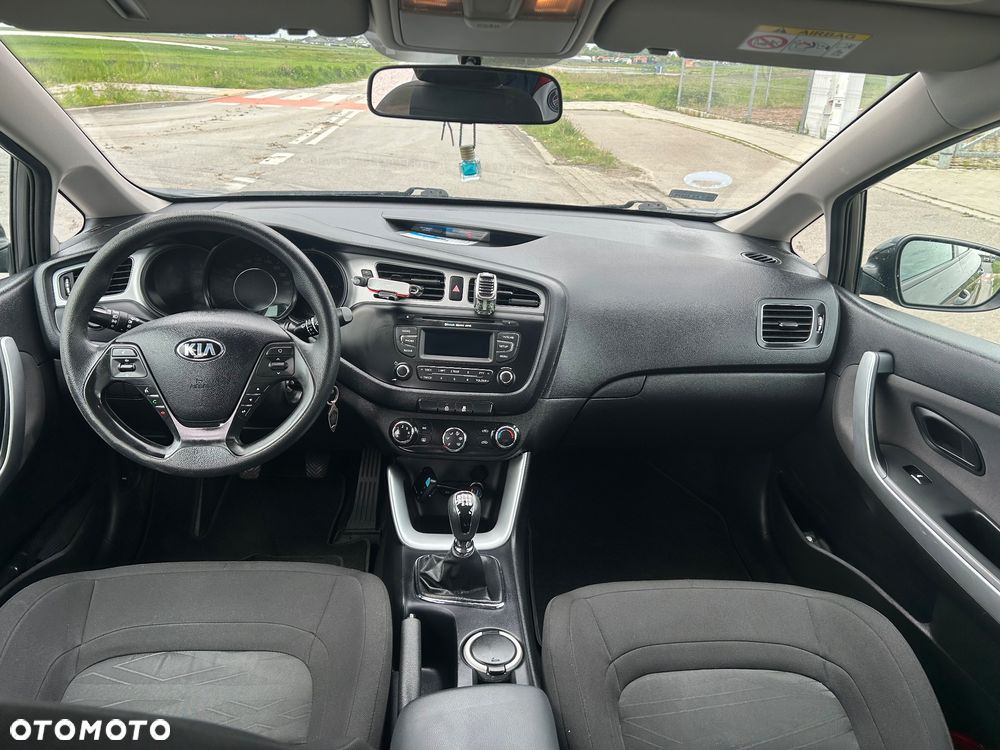 Kia Ceed 1.6 CRDi M - 13