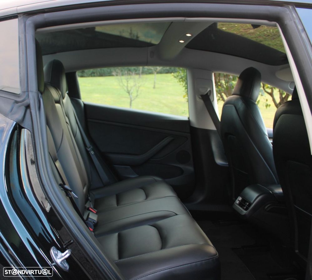 Tesla Model 3 Standard Range Plus RWD - 40