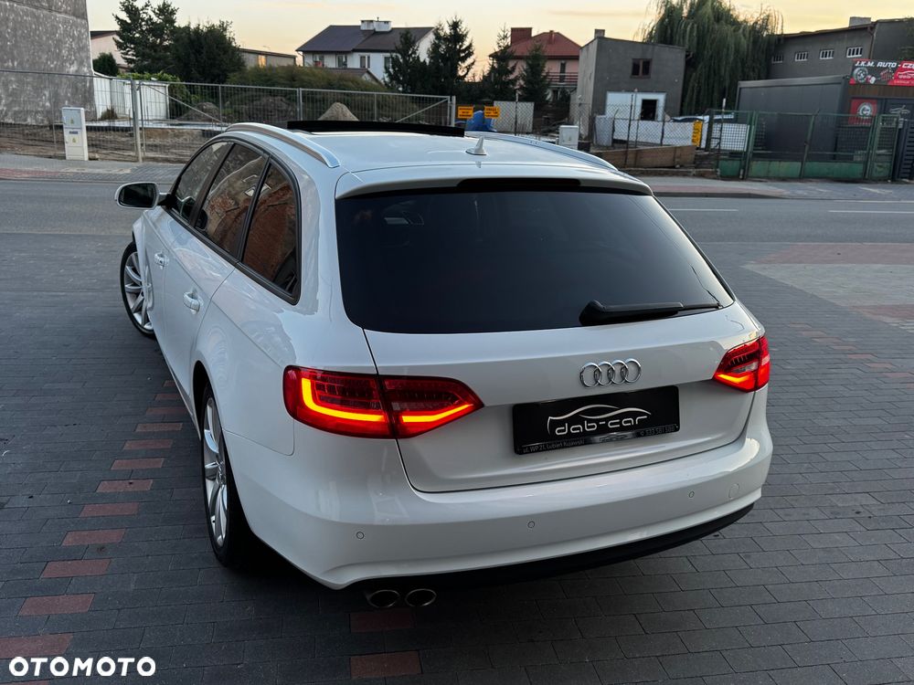 Audi A4 Avant 2.0 TDI DPF clean diesel multitronic Ambiente - 24