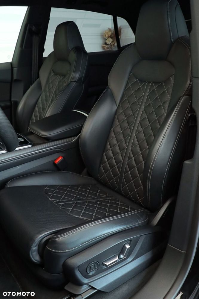 Audi SQ8 - 18