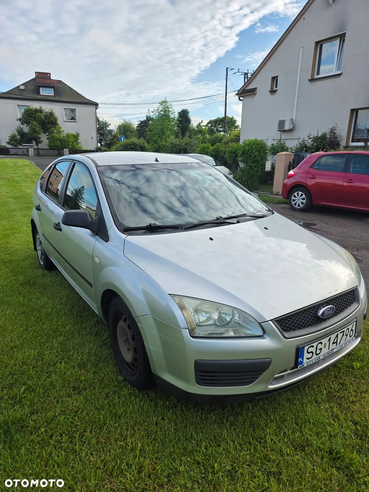 Ford Focus 1.6 TDCi Ambiente DPF - 3