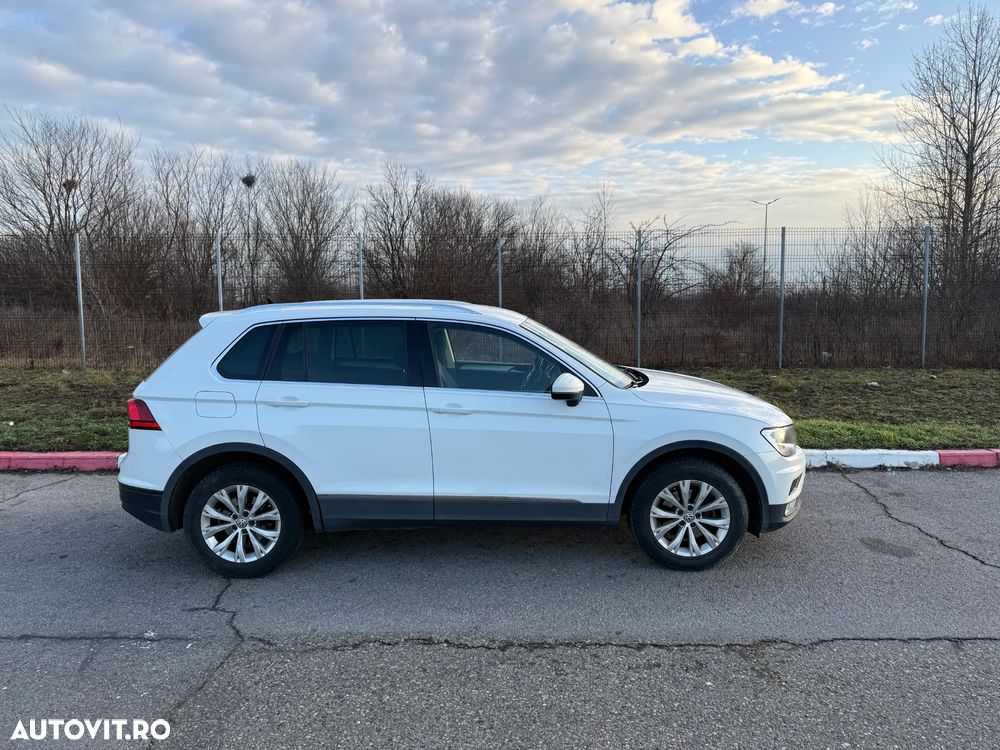 Volkswagen Tiguan 2.0 TDI SCR 4MOTION (BlueMotion Techn.) DSG Comfortline - 4