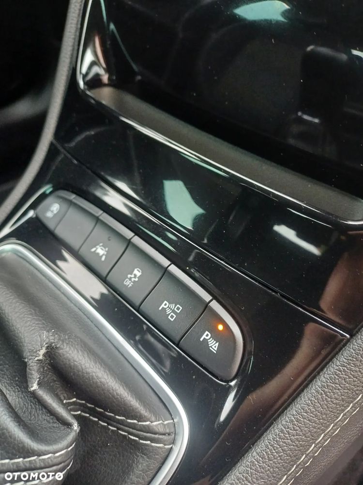 Opel Astra 1.4 T GPF Dynamic - 15