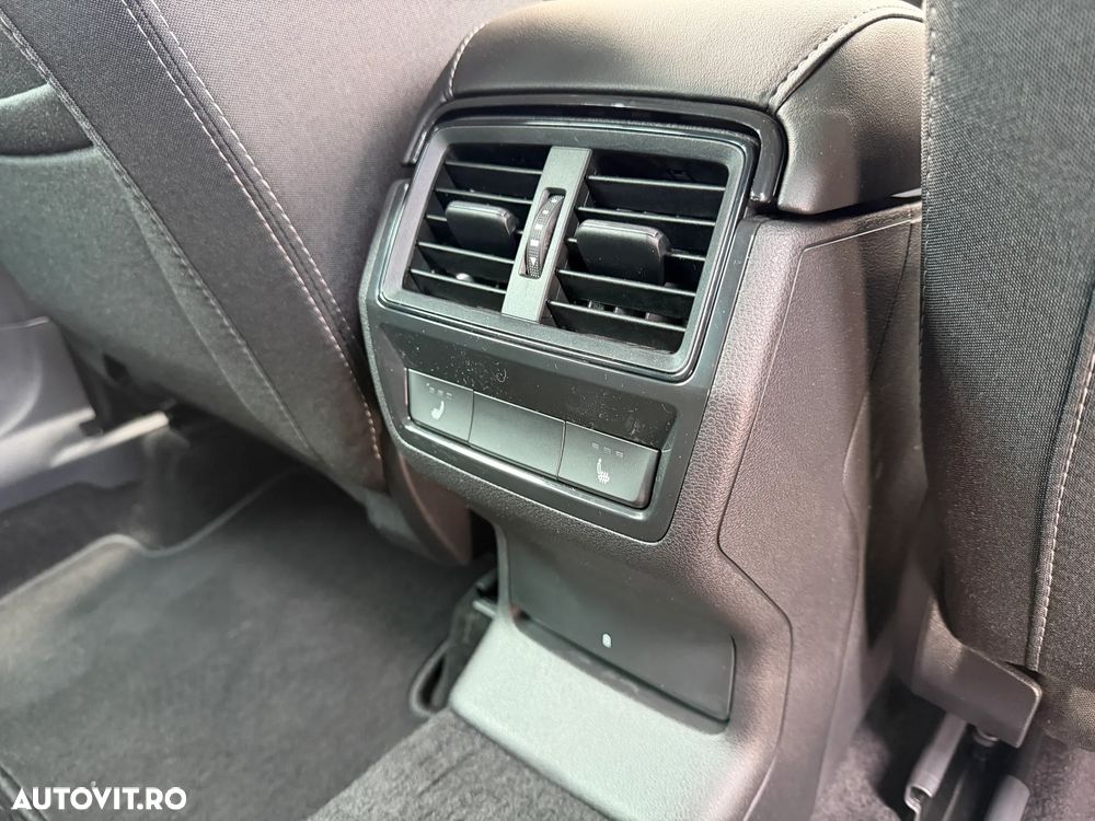 Skoda Karoq 2.0 TDI 4X4 DSG Sportline - 29