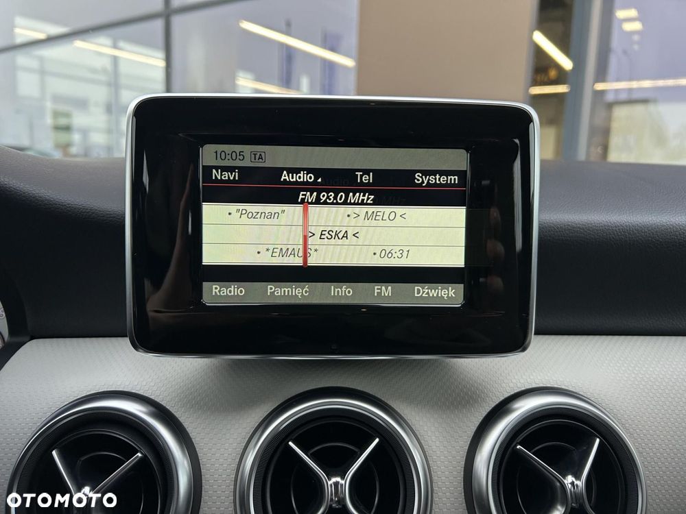 Mercedes-Benz Klasa A 180 7G-DCT - 26