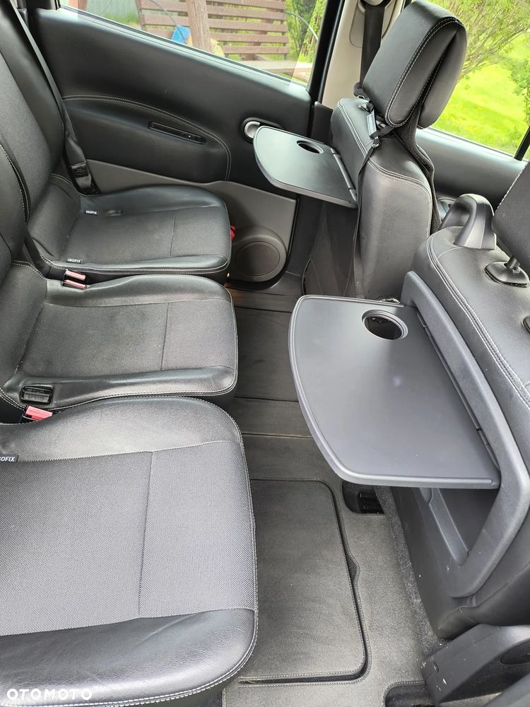 Renault Scenic 2.0 dCi Emotion Plus - 10
