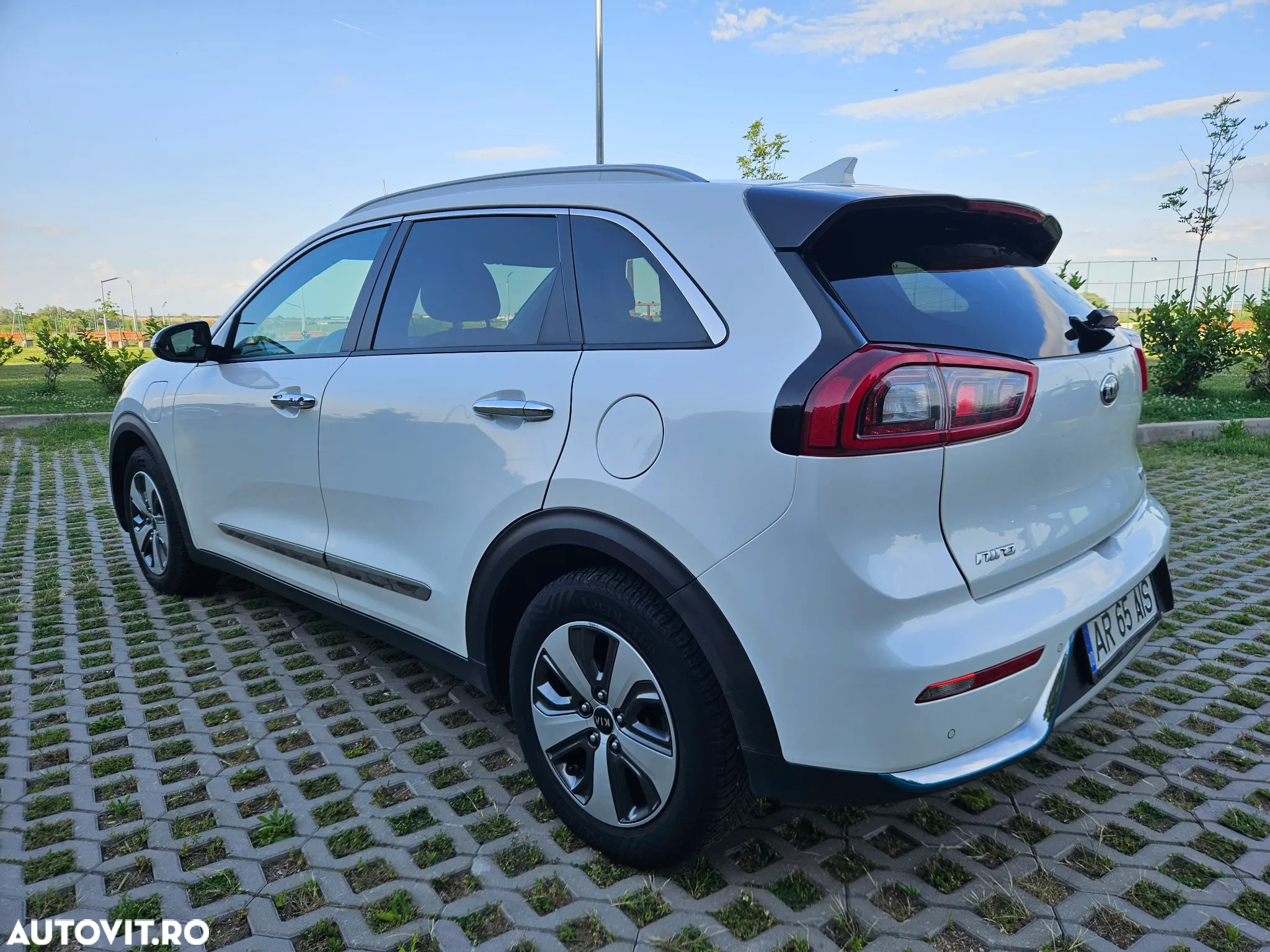 Kia Niro 1.6 GDI 6DCT PHEV Premium - 4