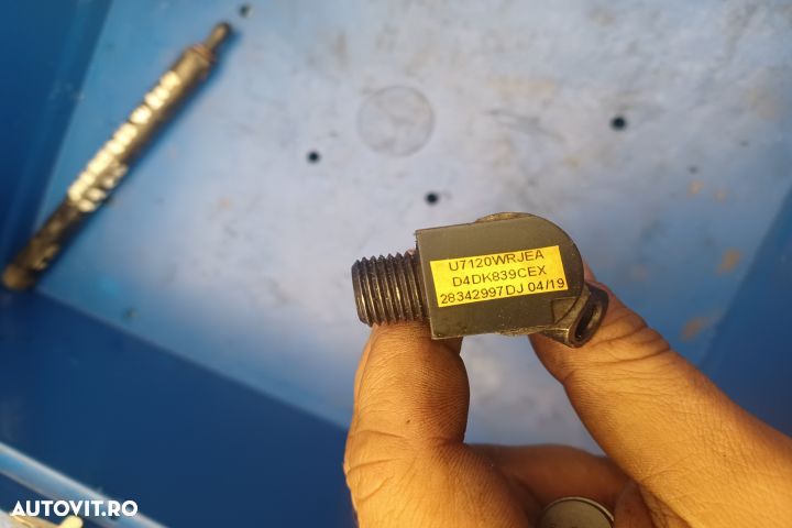 Injector motorina 28342997 DJ 2.2 CDI MX1253 Mercedes-Benz C-Class W2 - 2