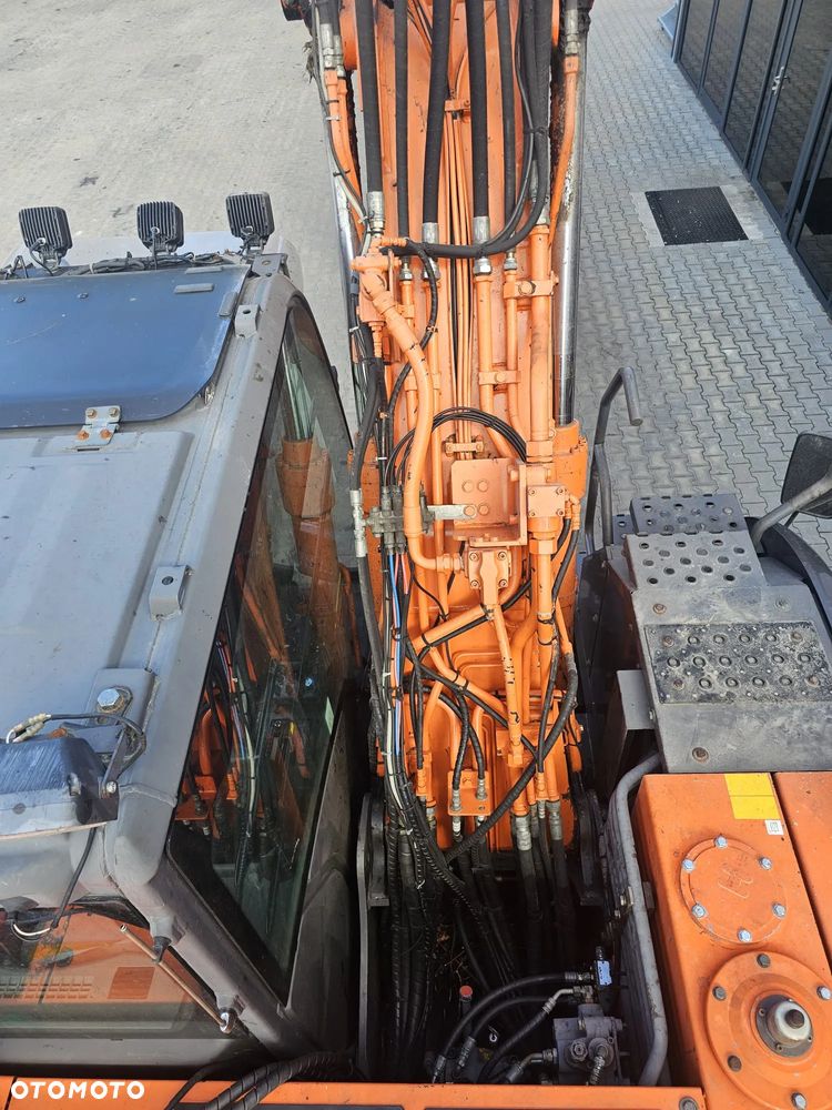 Hitachi ZX140W-3 - 20