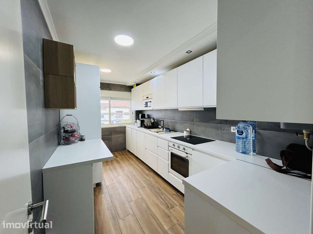 Apartamento  T2 todo remodelado - Grande imagem: 4/15