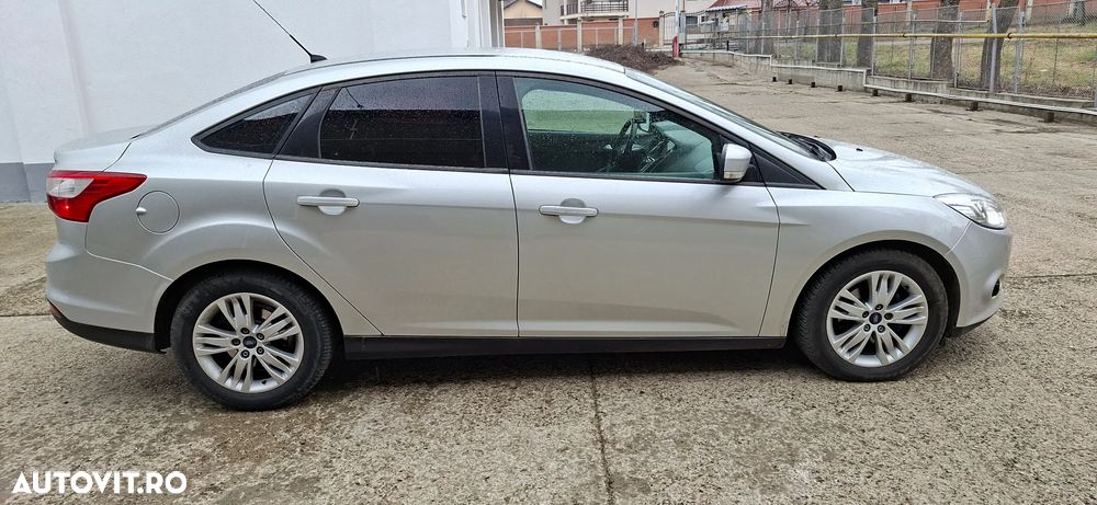 Ford Focus 1.6 TDCi DPF Trend - 3