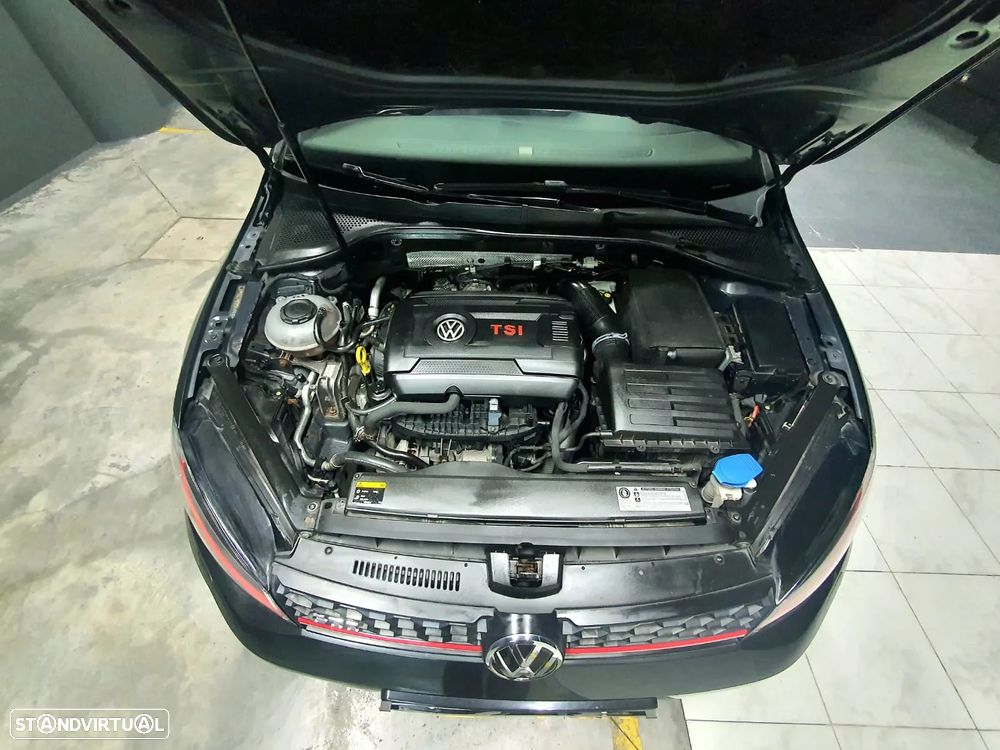VW Golf 2.0 TSi GTI - 12