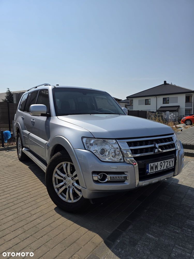 Mitsubishi Pajero 3.2 DID Instyle EU6 - 1