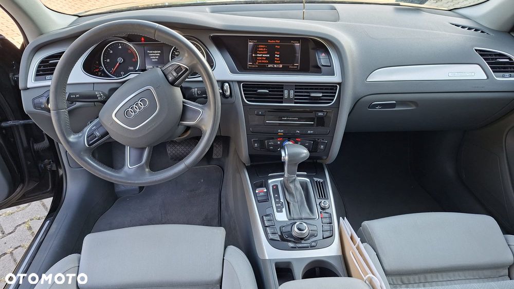 Audi A4 Avant 2.0 TDI Quattro S tronic - 5