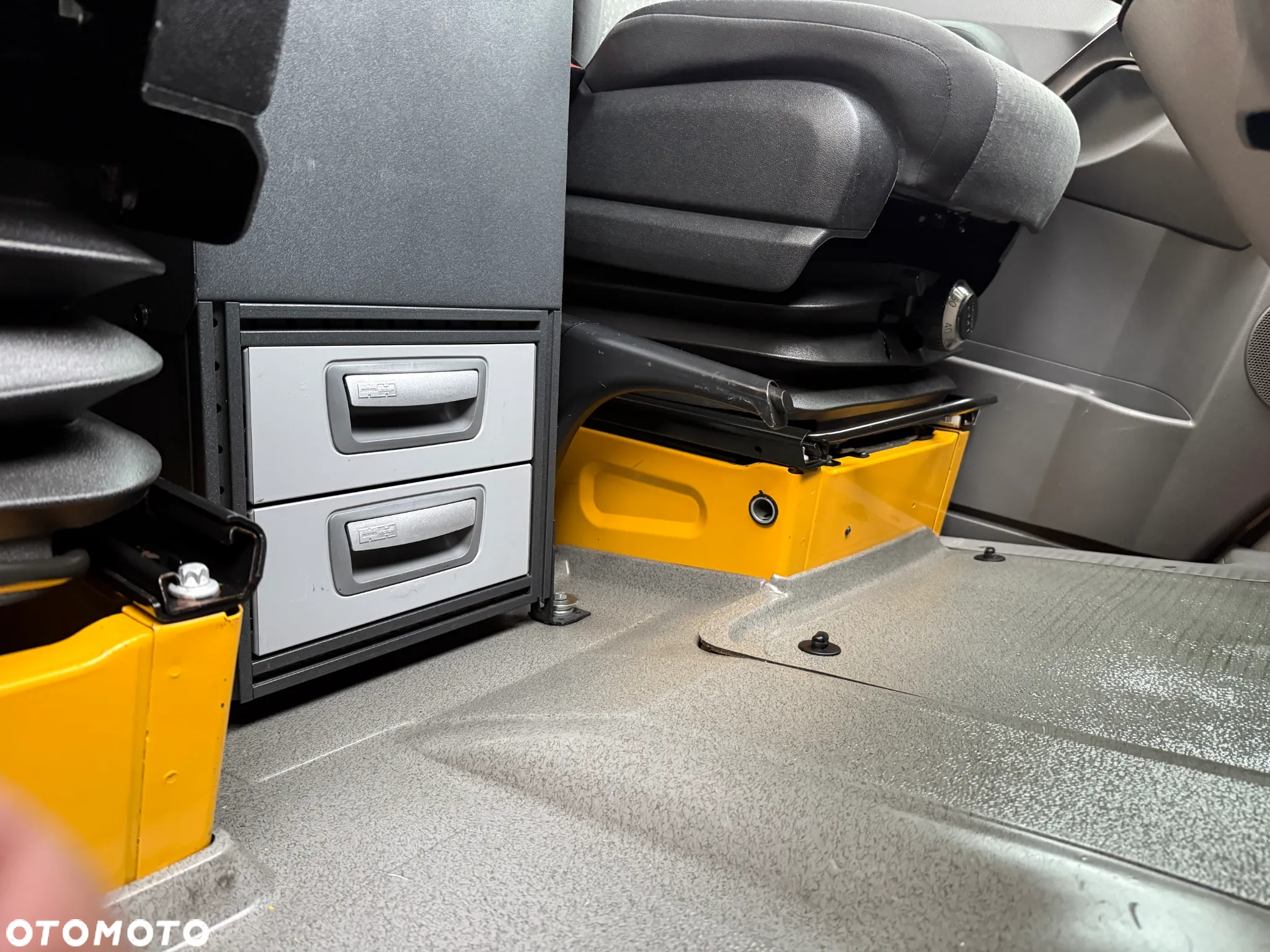 Volkswagen Crafter Izoterma Winda - 21