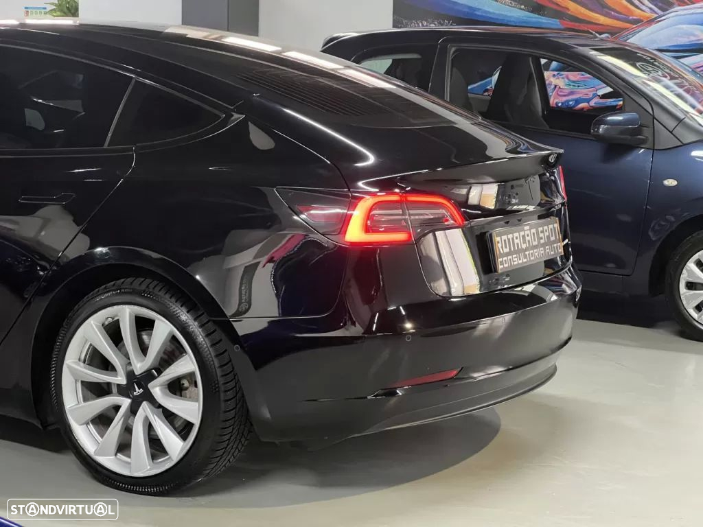 Tesla Model 3 Long-Range Dual Motor AWD - 37