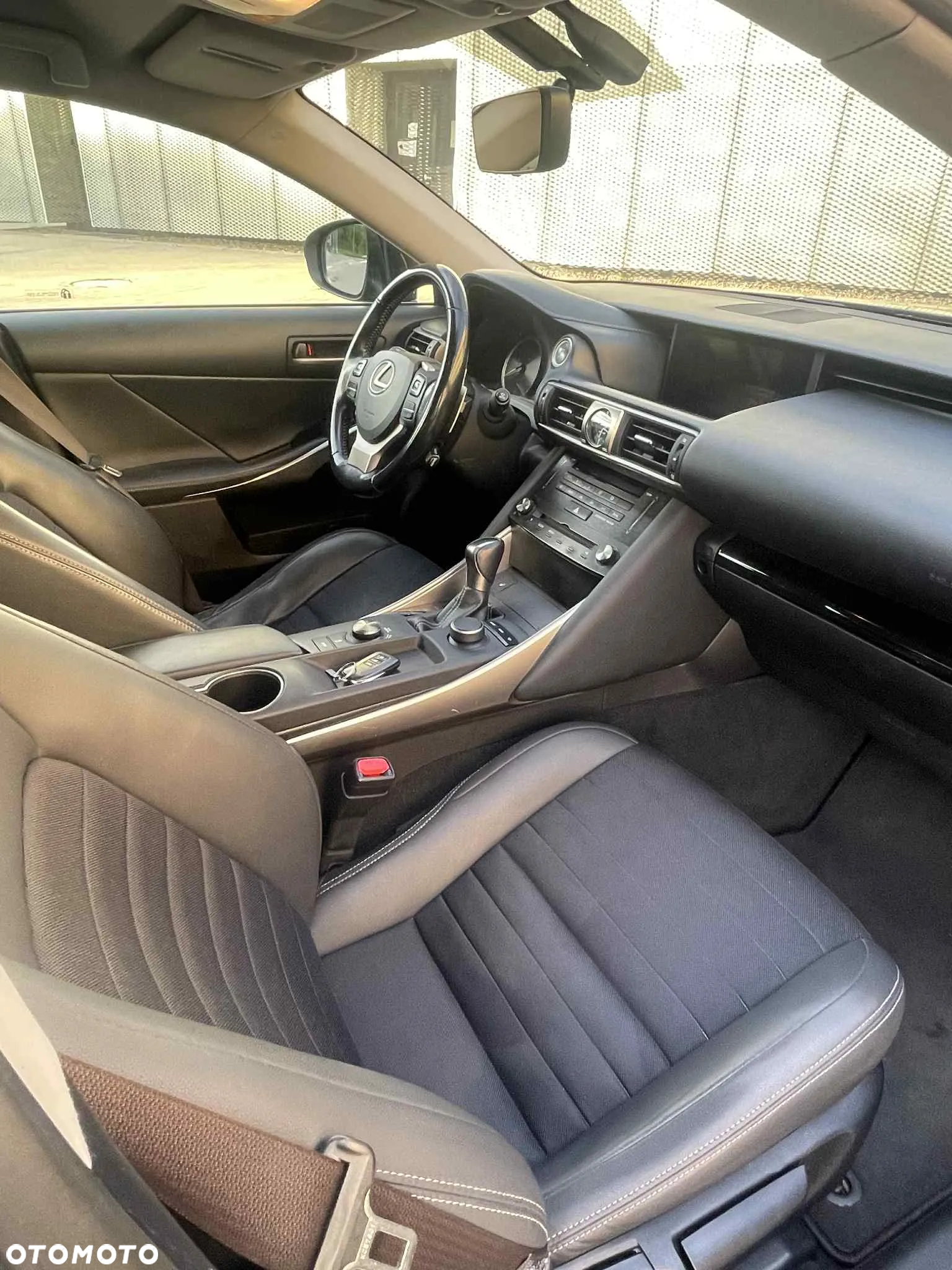 Lexus IS - 3