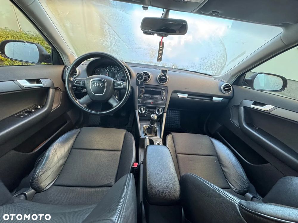 Audi A3 Sportback 1.6 TDI Ambition - 15