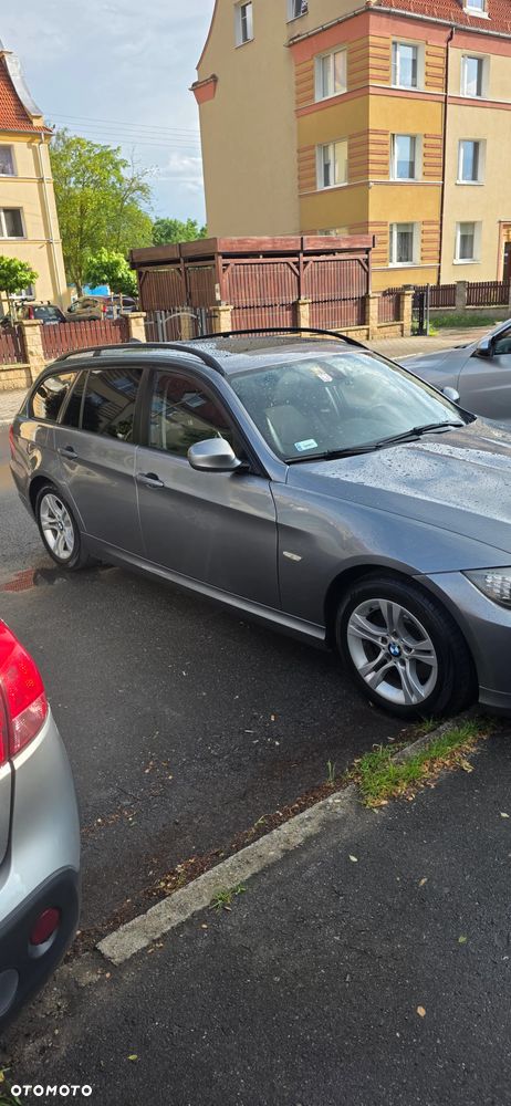 BMW Seria 3 318d - 6