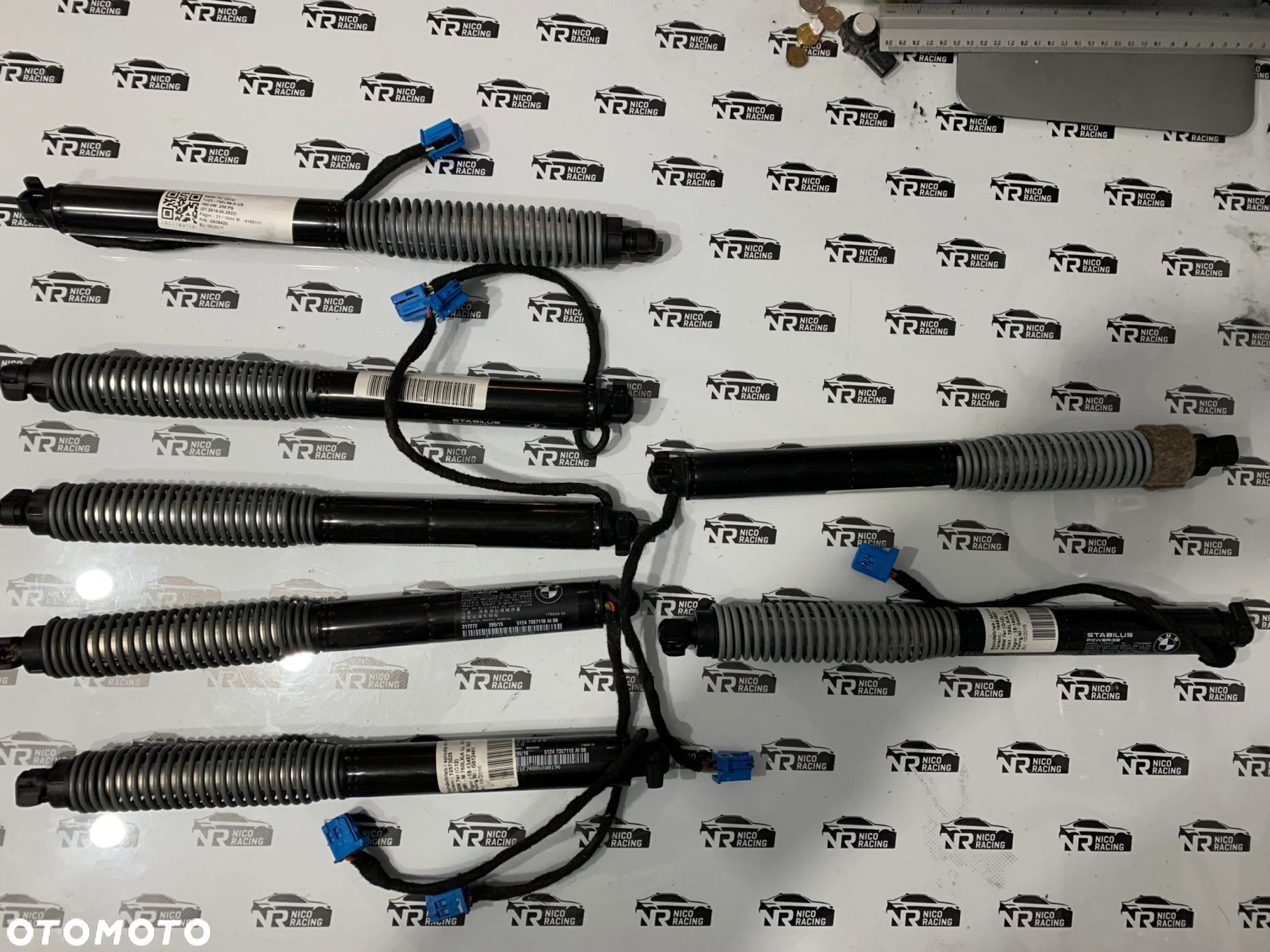 SIŁOWNIK TELESKOP KLAPY PRAWY BMW 7 G11 G12 7357110 - 1