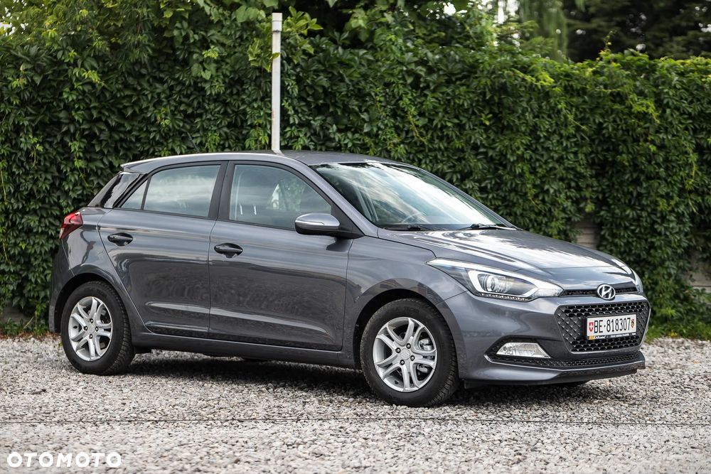 Hyundai i20 blue 1.2 Advantage+ - 4