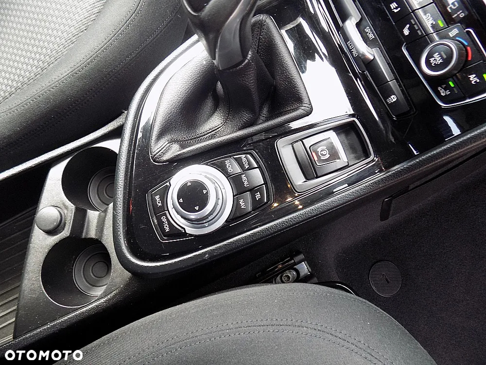 BMW Seria 2 218i Active Tourer Advantage - 15