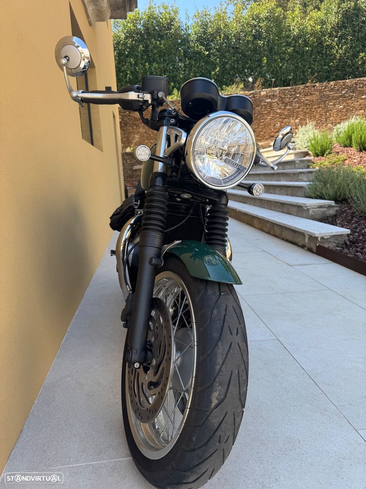 Triumph Thruxton - 5