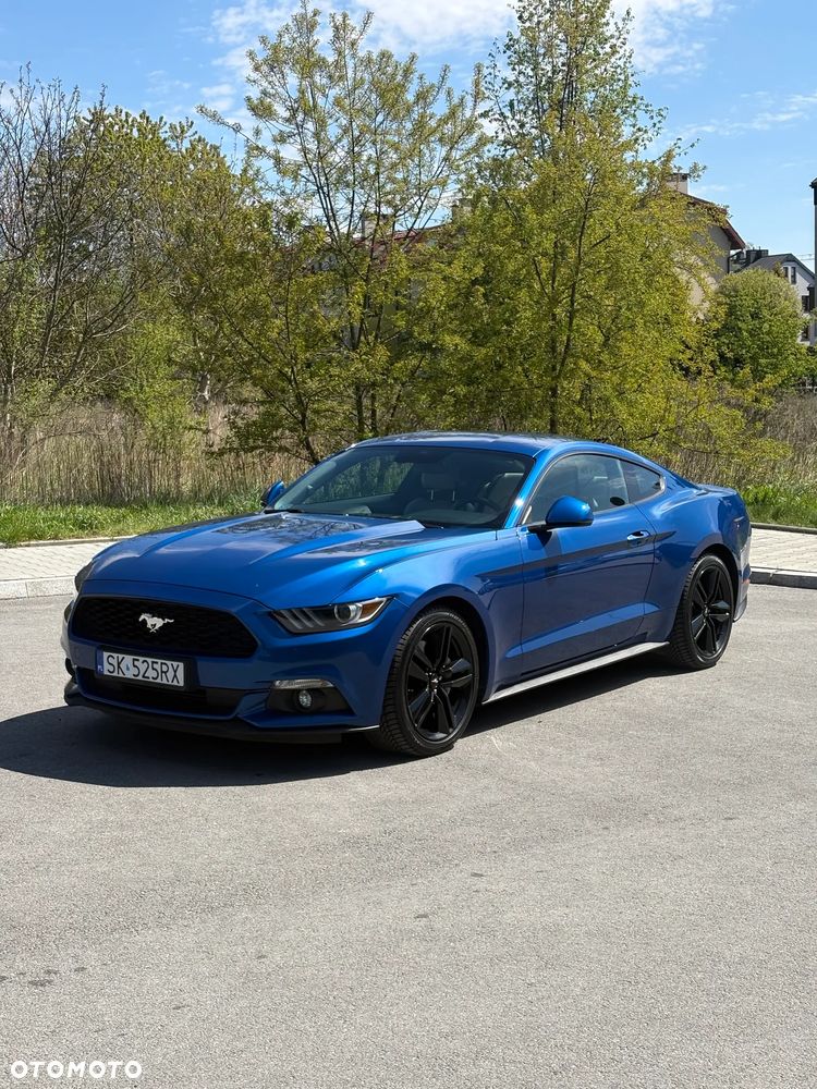 Ford Mustang - 1