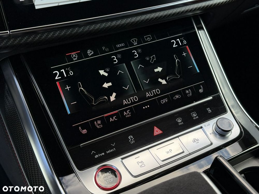 Audi RS Q8 - 30