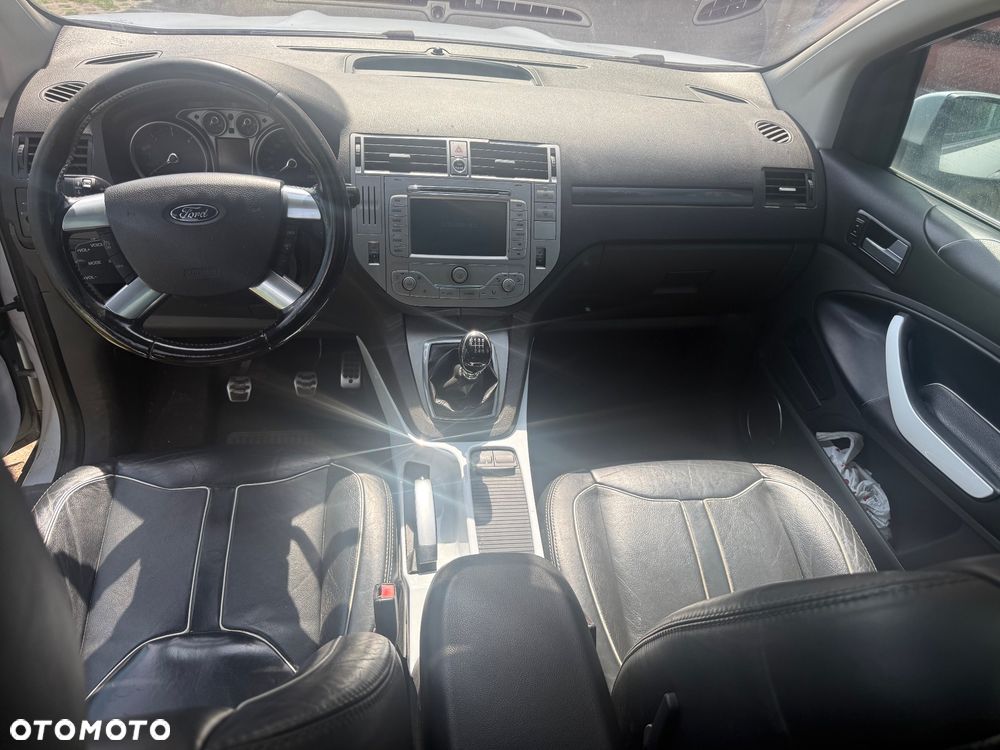 Ford Kuga 2.0 TDCi Titanium - 11