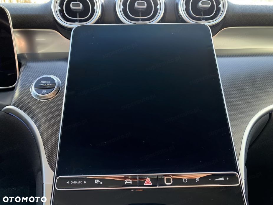 Mercedes-Benz GLC - 11