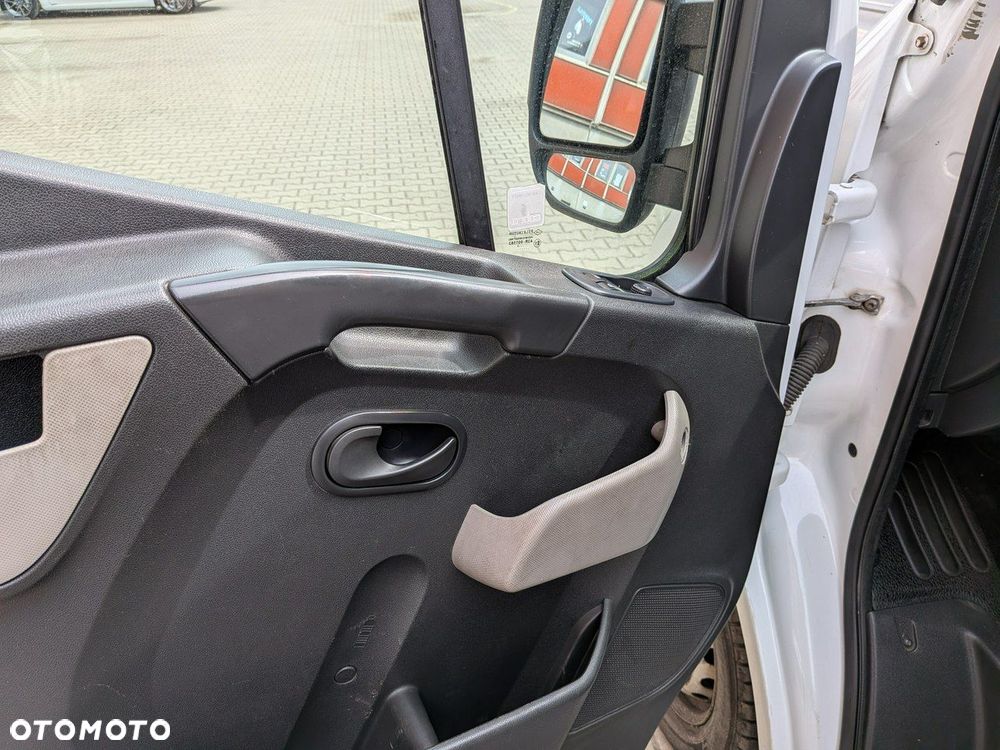 Renault Master - 12