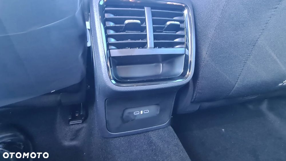 Skoda Octavia 1.5 TSI e-TEC DSG Edition - 9