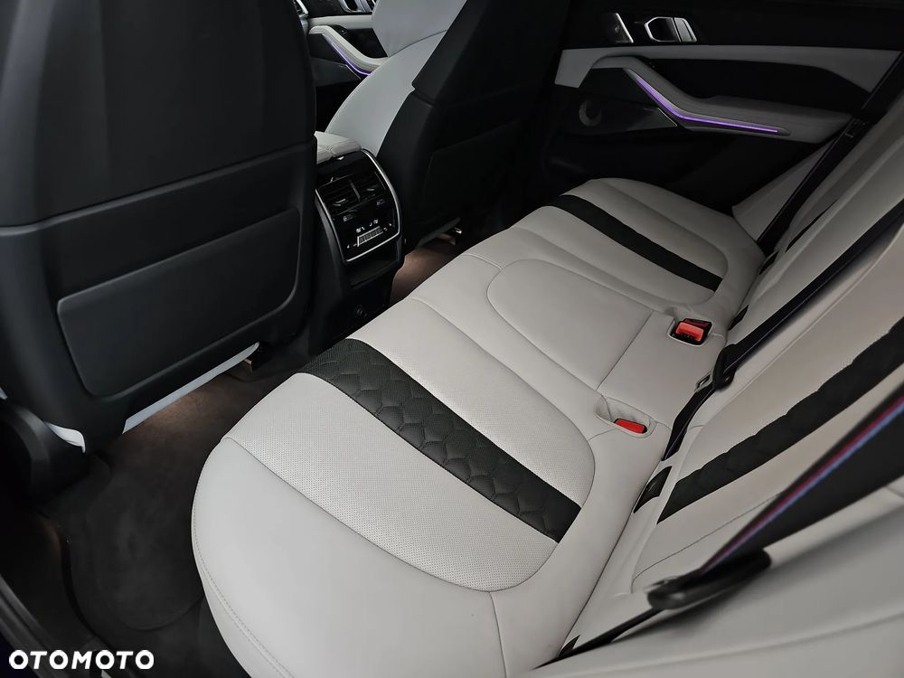 BMW X5 M Competition - 22