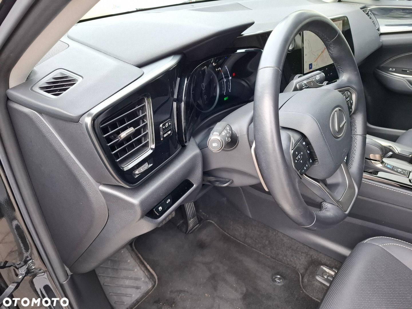 Lexus NX - 13