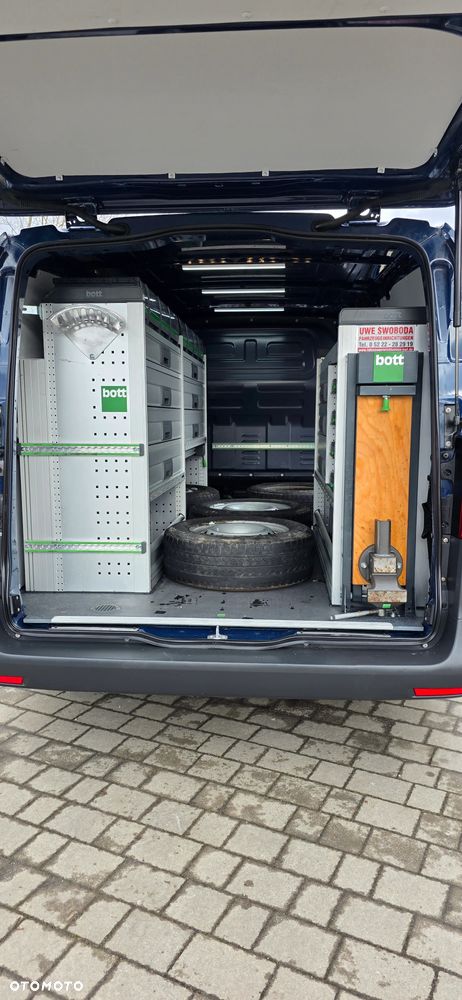 Mercedes-Benz Vito 116 CDI 163KMExtralong Automat 9-g Tronic - 32