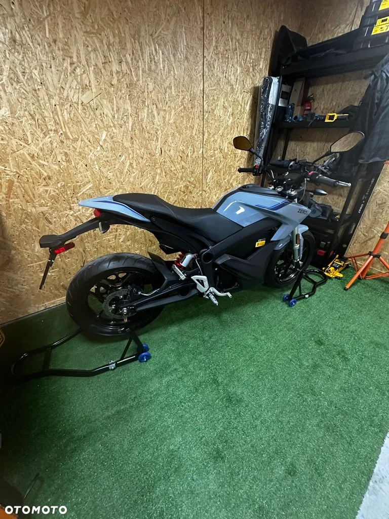 Zero S - 3