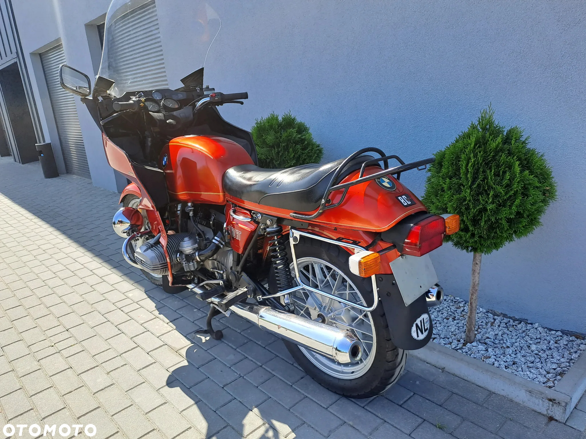 BMW R - 26