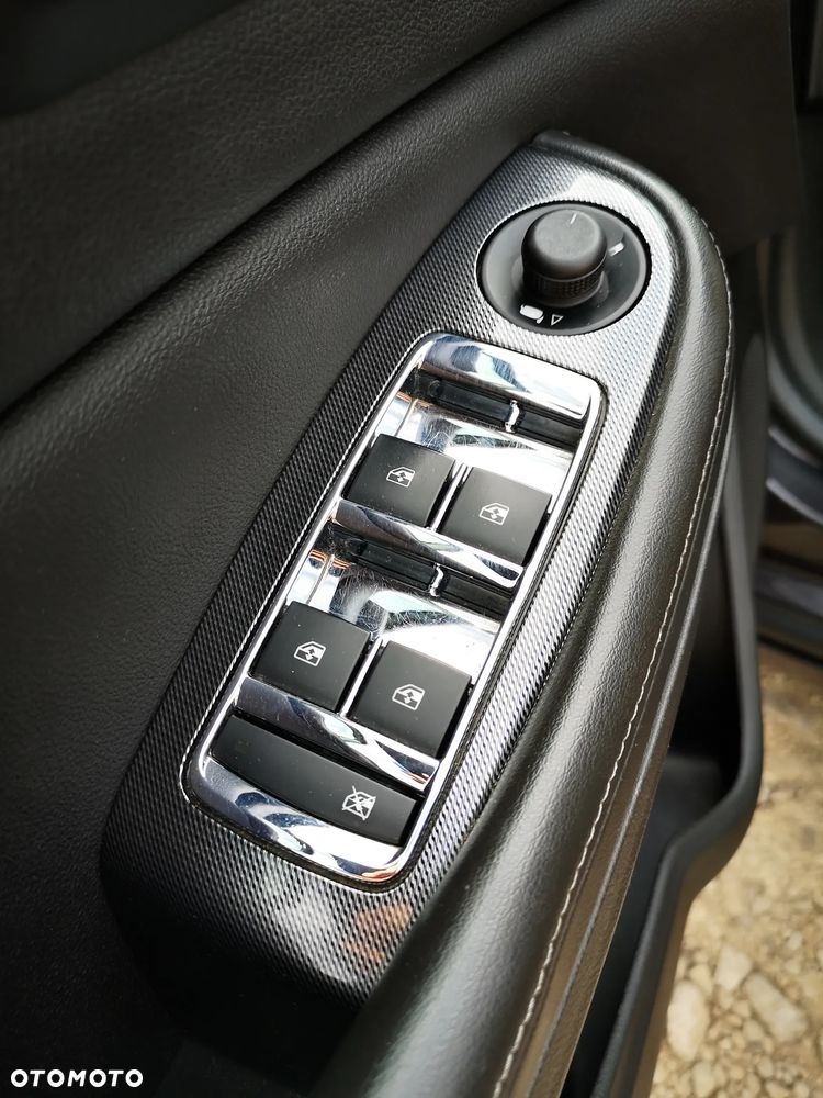 Chevrolet Malibu 2.0 AT LTZ - 16