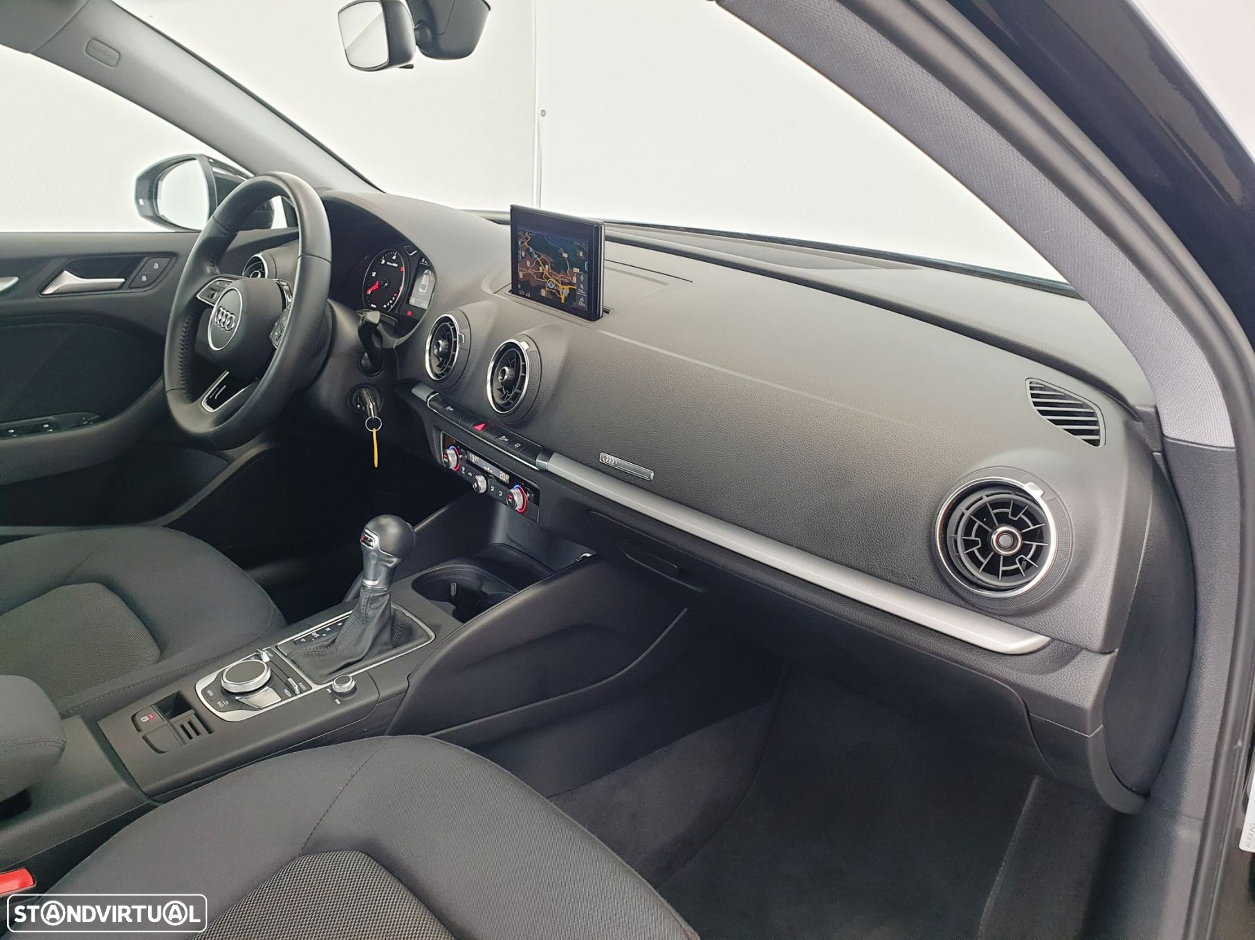 Audi A3 Limousine 1.6 TDi S tronic - 25