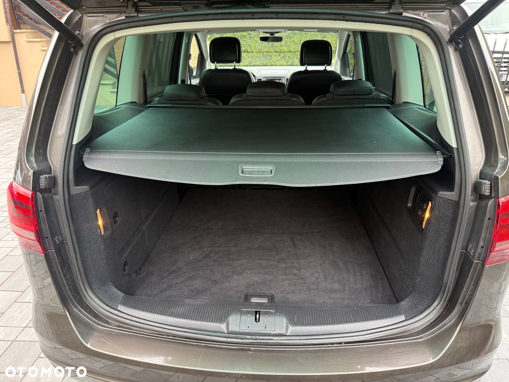 Volkswagen Sharan 2.0 TDI DSG (BlueMotion Technology) Highline - 19