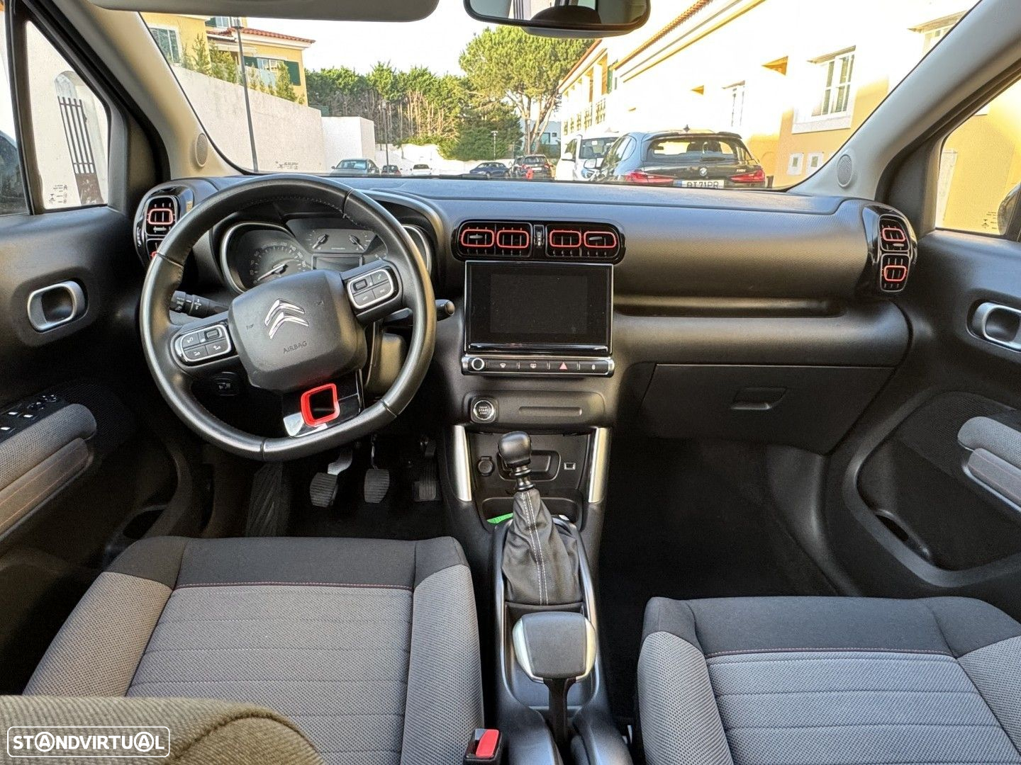 Citroën C3 Aircross 1.2 PureTech Shine - 15