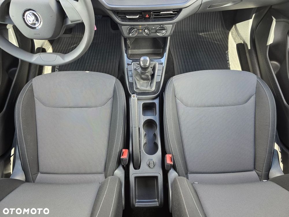 Skoda Fabia 1.0 Ambition - 21