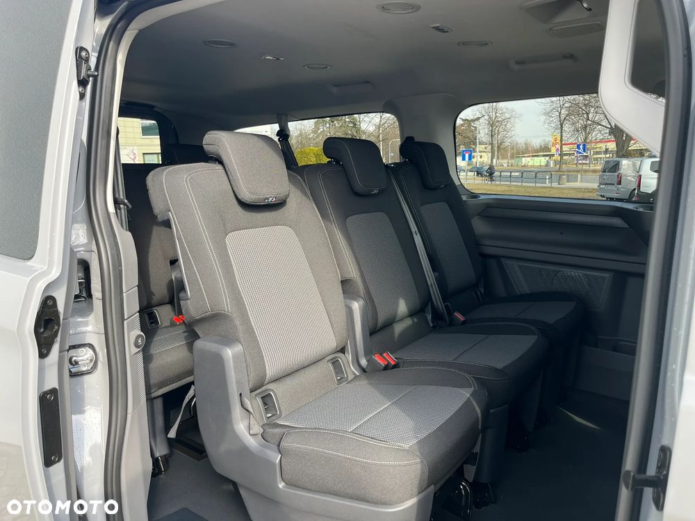 Volkswagen Caravelle - 16