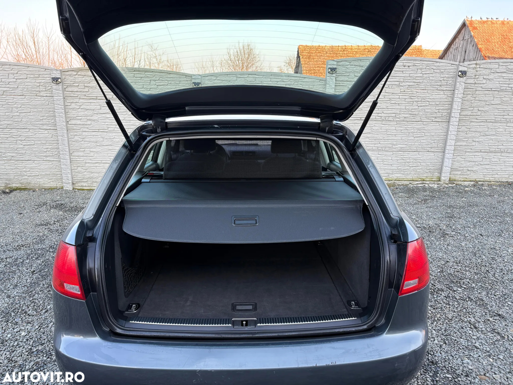 Audi A4 - 12