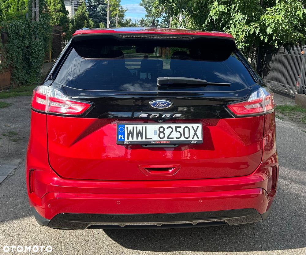 Ford Edge - 8